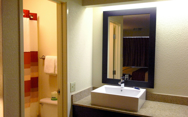 Red Roof Inn PLUS+ Washington DC - Rockville