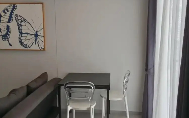 Contemporary 1BR Apt T2-724