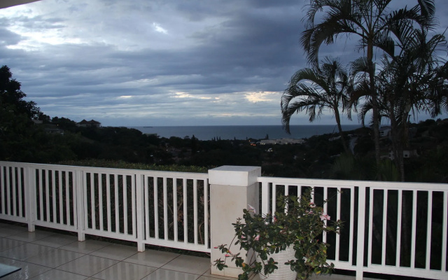 Seaview Manor Exquisite Bed & Breakfast