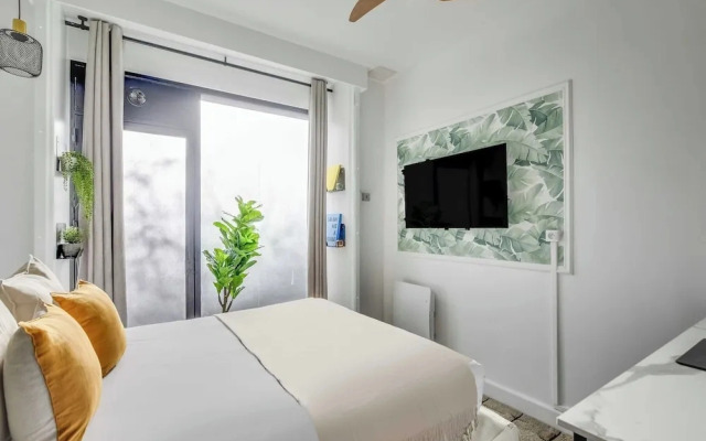 Charming Studio Apartment - AC- 2P - Nation