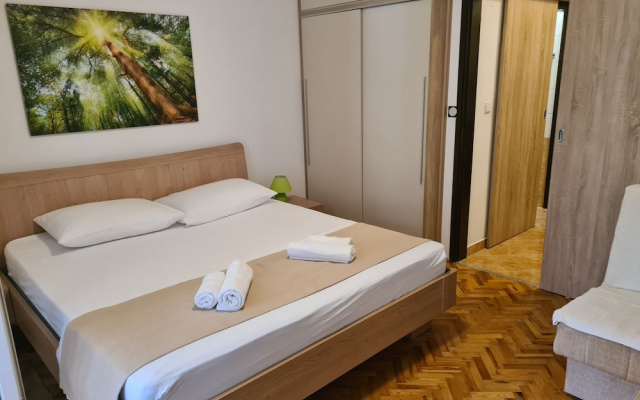 Apartments Ivo