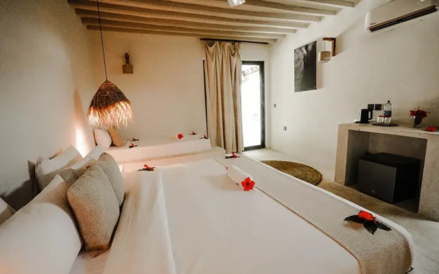 Seconda Stella Boutique