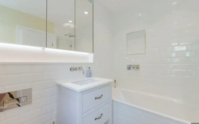 Fabulous Apartment With Terrace RH8