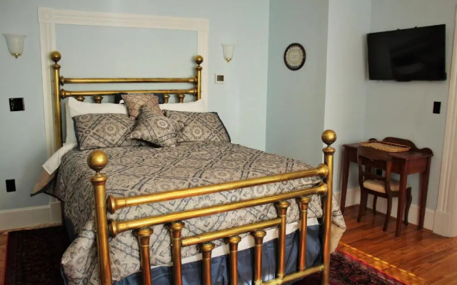 Hawksbill House - (Adults Only)