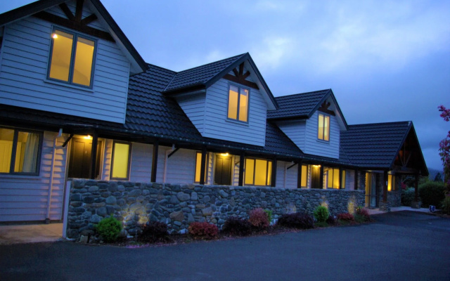 Hanmer Apartments