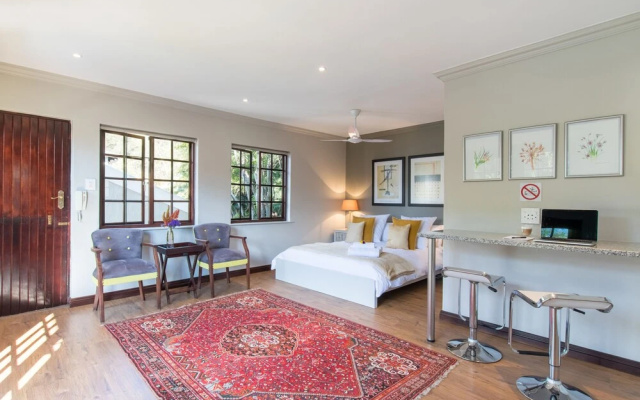 Garden View Suite