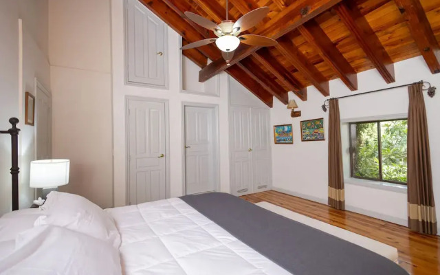 Casa Rincón by Lumina