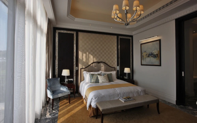 Wuxi Rsun The Lakefart Hotel