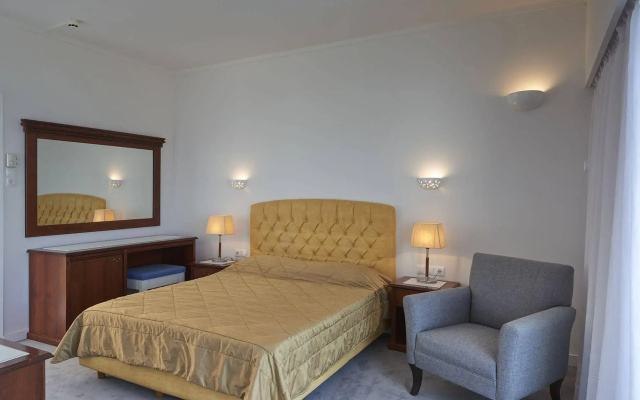 Tinos Beach Hotel