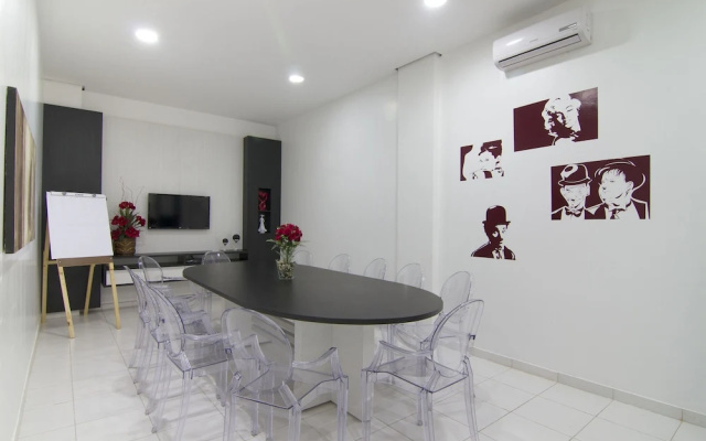 Lagoa Quente Hotel