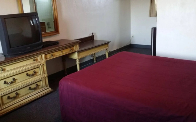 Tahitian Motor Inn