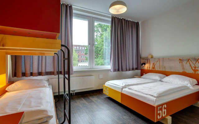MEININGER Hotel Hamburg City Center
