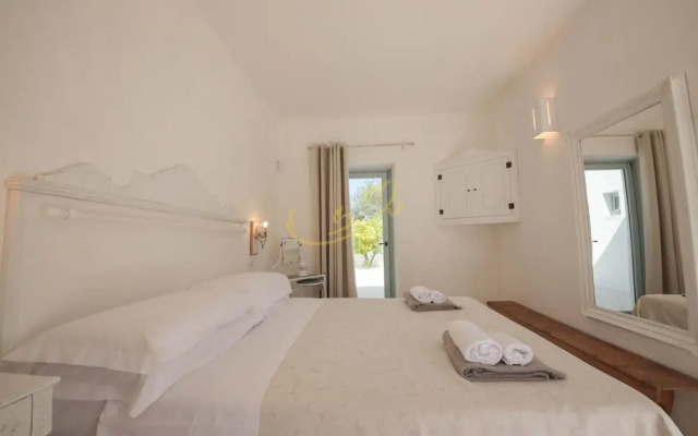 TD Marl Luxury Trulli Experience w Stunning Pool