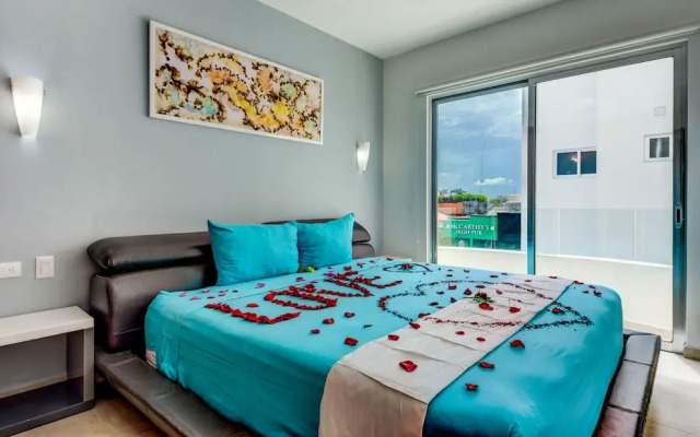 Penthouse Skyline 2BR 2BathR & Balconies
