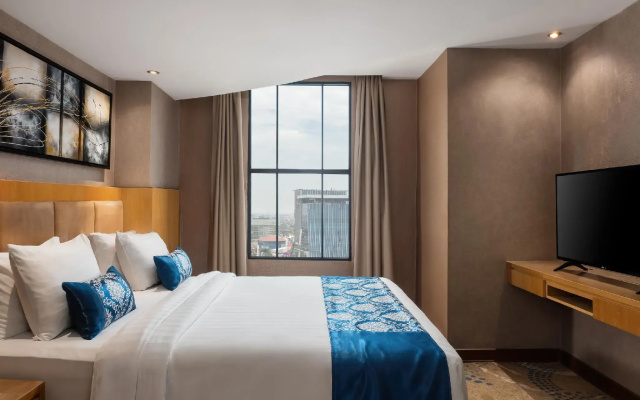 Grand Aston Medan