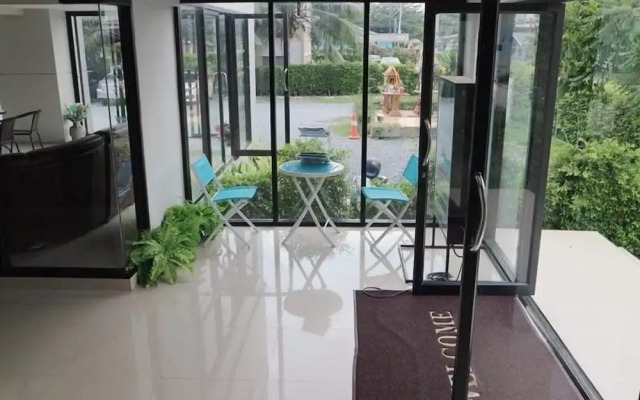 Balance room