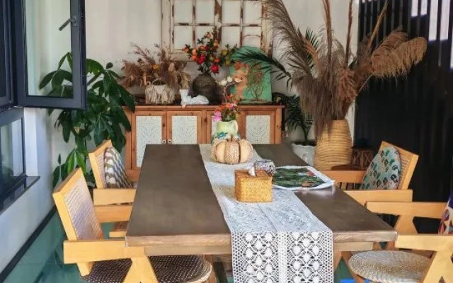Xiaohe Yishui Inn