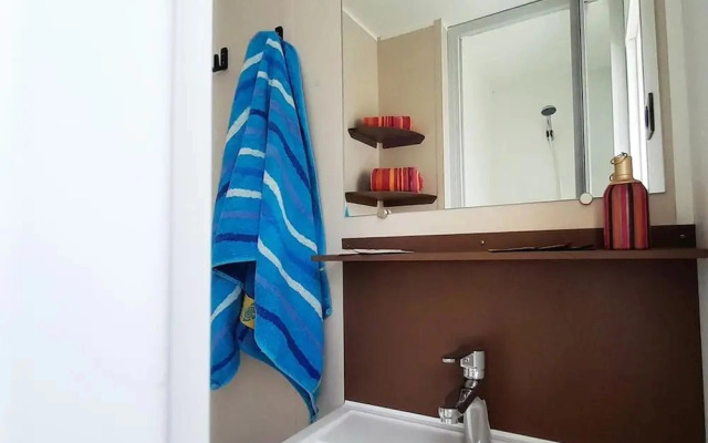 Comfortable Coastal Stay for 4