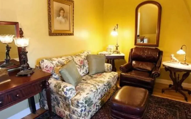 Sarah Kendall House