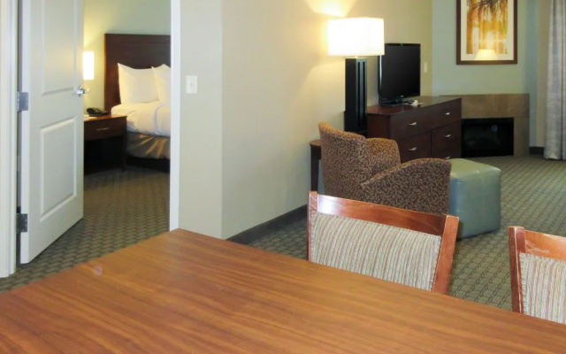 Grandstay Hotel And Suites Chisago
