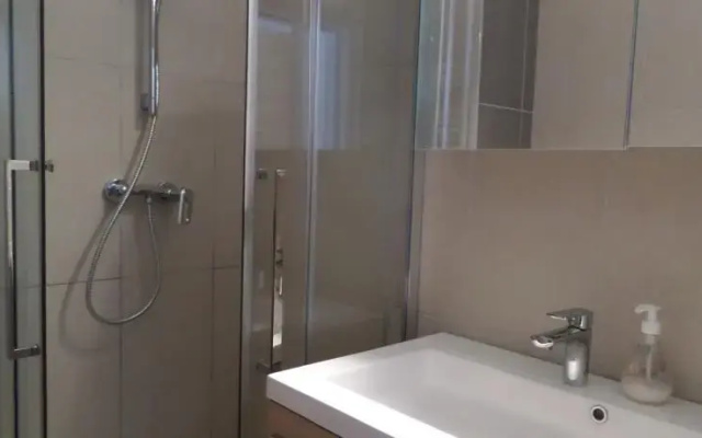 Joli Appartement entre Menton et Monaco