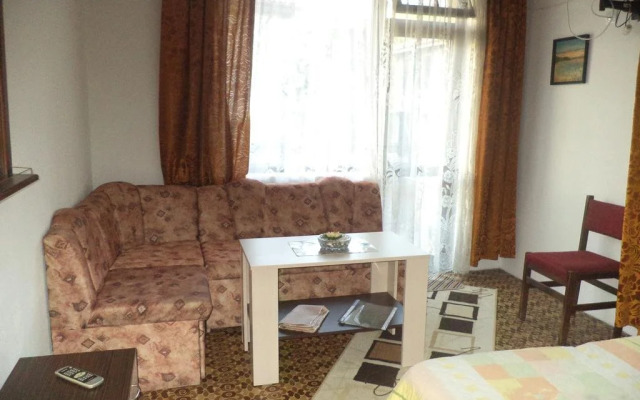 Guest House Liliya