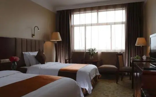 Ghina Fung Hotel