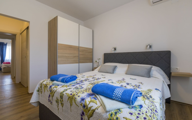Rooms Nevenka 2