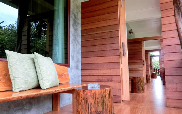 Ban Chom Samed Resort