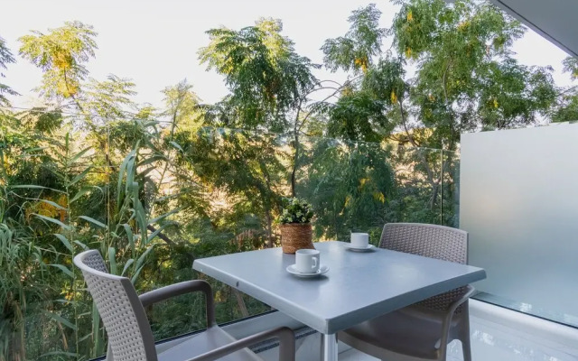 Rio Gardens - Delightful Studio w Shared Pool