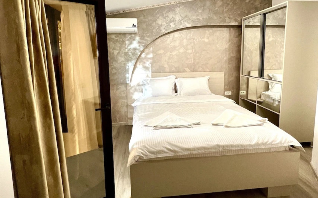 Hotel Marina 2