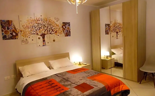 B&B White One