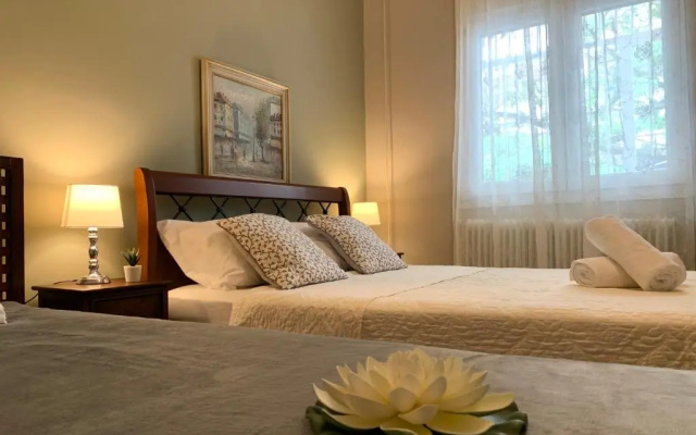Oasis Luxury detached House in Thessaloniki with Hydromassage