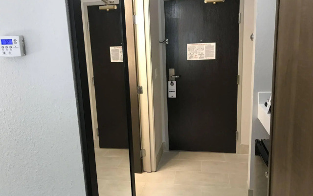 Holiday Inn Express Naples South I-75 by IHG