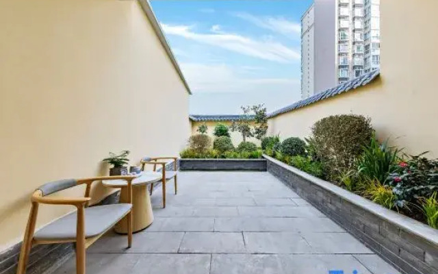 Yunzhongting Hotel (Chengdu Yipin Tianxia No.20 Middle School Branch)