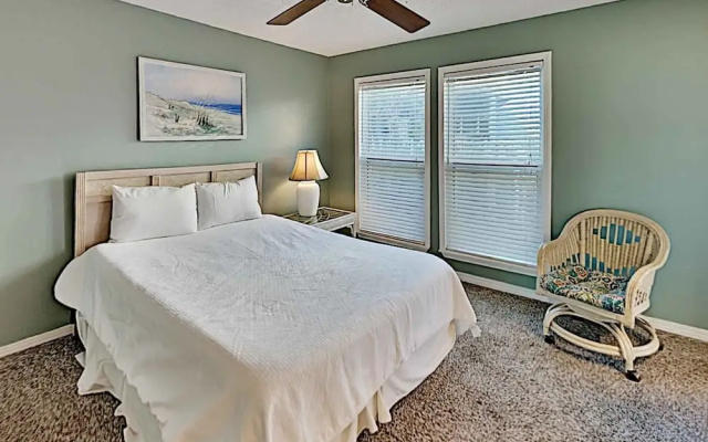La Bahia #125 by Southern Vacation Rentals