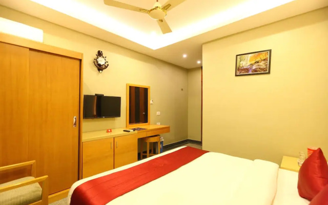 OYO 5446 Hotel Maharajay
