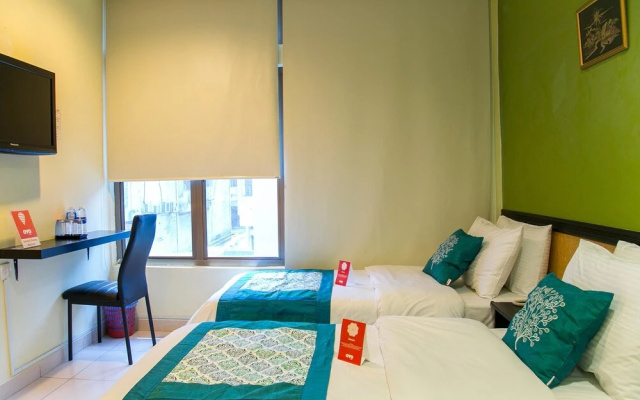 OYO 151 Twin Hotel