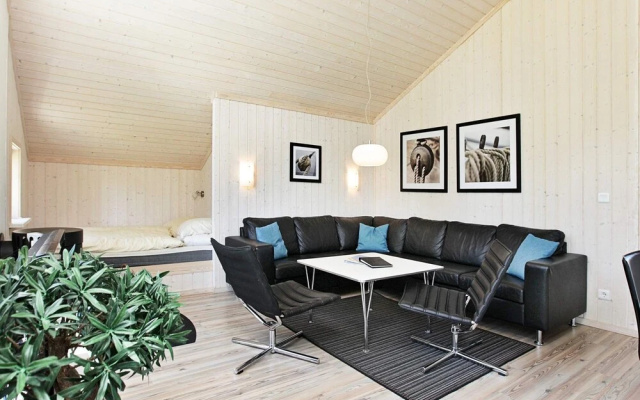 5 Star Holiday Home in Großenbrode