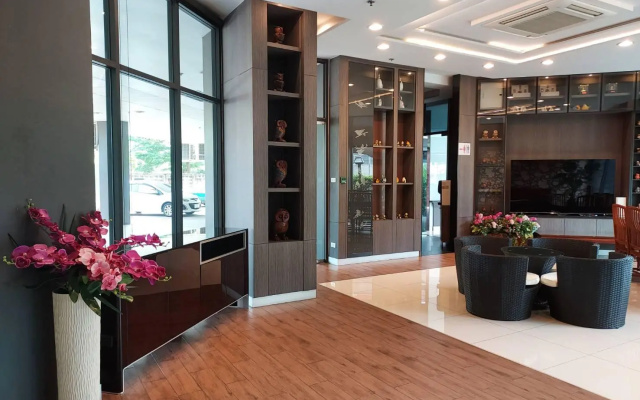 Nest n Rest Hotel