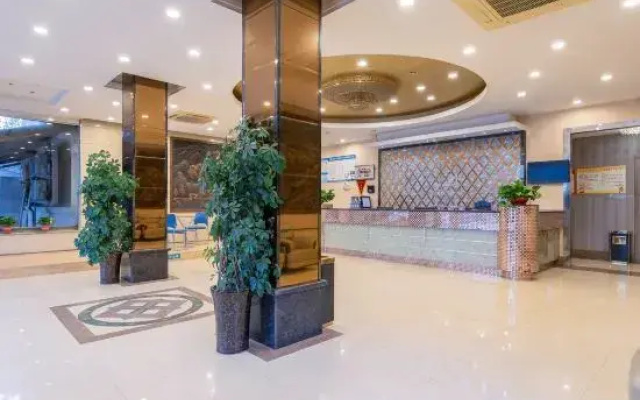 Huaxi Business Hotel