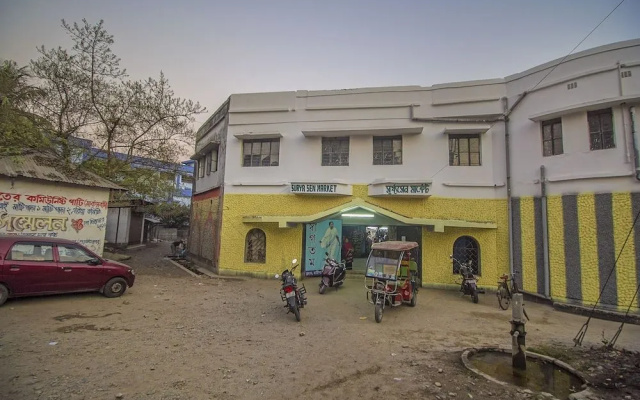 OYO 15721 Simrat Hotel