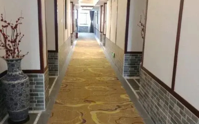 Lijin Hotel
