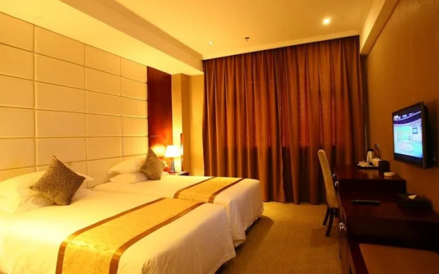 Ray Gine Hotel