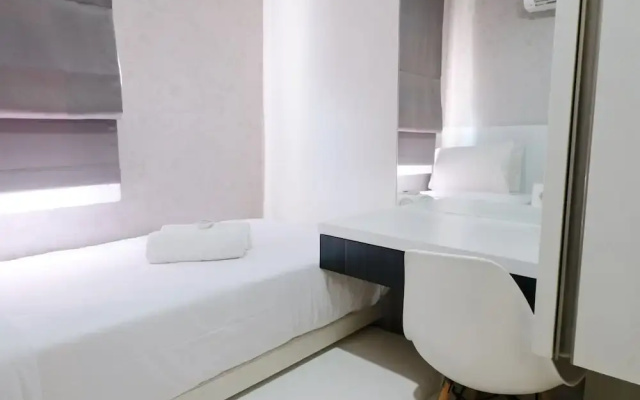 Homey And Cozy 2Br Apartment At Parahyangan Residence