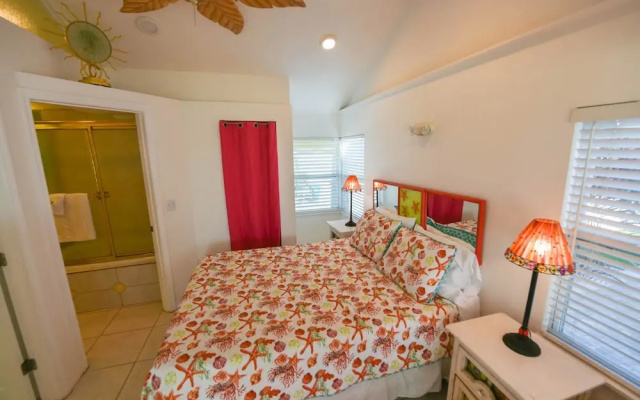 Tropical Breeze Apartment 2