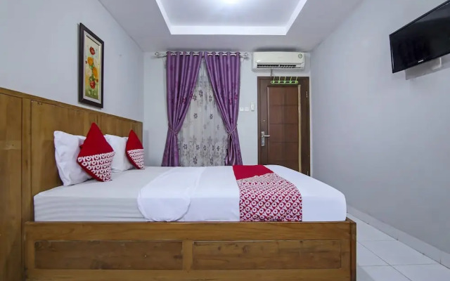 OYO 90883 Ria Agustar Syariah