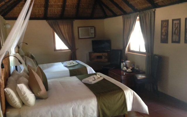 Phokoje Bush Lodge