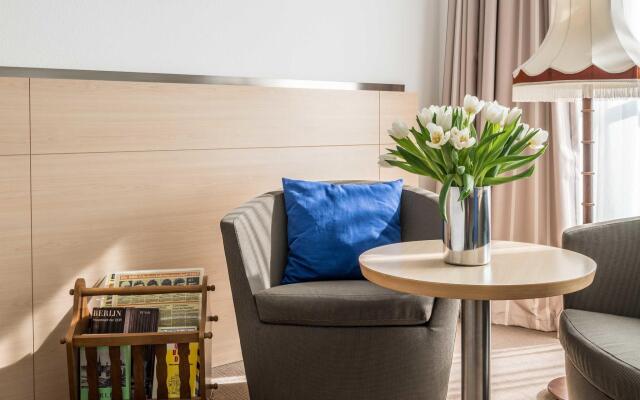 Отель Novotel Berlin Mitte Германия, Берлин - 3 отзыва об отеле, цены и фото номеров - забронировать отель Novotel Berlin Mitte онлайн комната для гостей