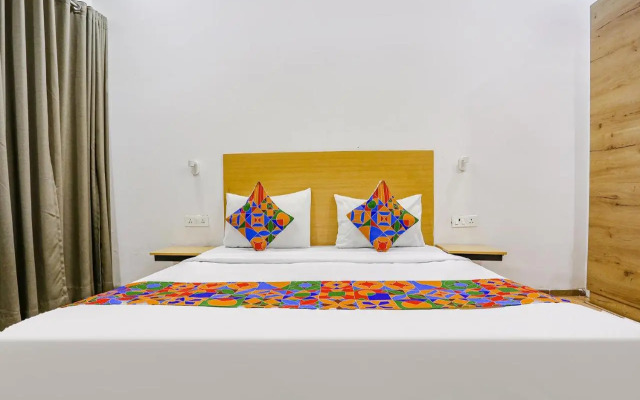 FabHotel F9 Rohini Sector 23